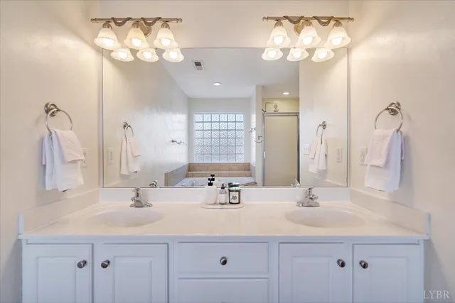 $494,950 | 7915 Lanasey Drive, Roanoke, VA 24019