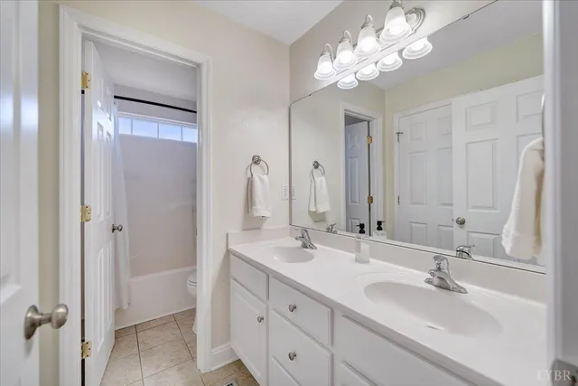 $494,950 | 7915 Lanasey Drive, Roanoke, VA 24019