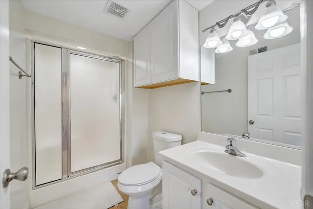 $494,950 | 7915 Lanasey Drive, Roanoke, VA 24019