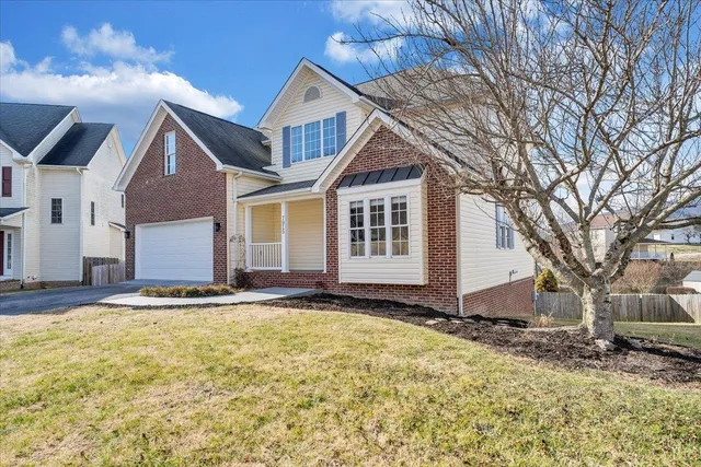 $494,950 | 7915 Lanasey Drive, Roanoke, VA 24019