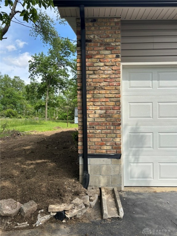 2186 Ridge Road Springfield, OH 45502 - Photo 11 of 92