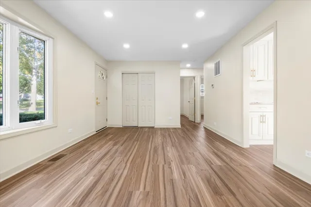 $2,800 | 3604 Owl Drive, Rolling Meadows, IL 60008