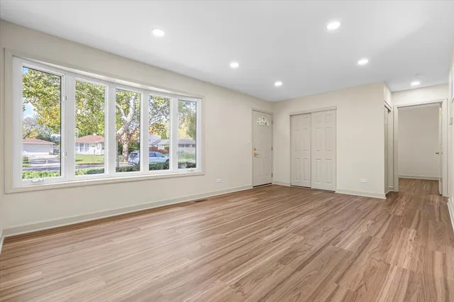 $2,800 | 3604 Owl Drive, Rolling Meadows, IL 60008