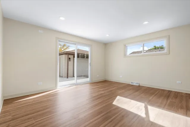 $2,800 | 3604 Owl Drive, Rolling Meadows, IL 60008