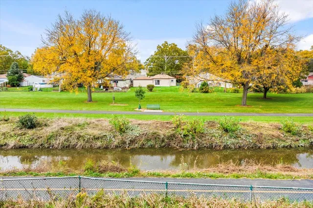 $2,800 | 3604 Owl Drive, Rolling Meadows, IL 60008