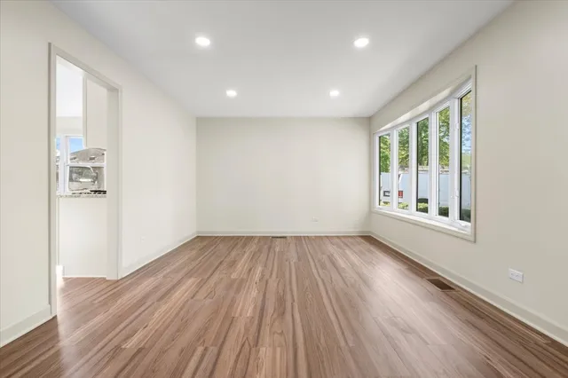 $2,800 | 3604 Owl Drive, Rolling Meadows, IL 60008