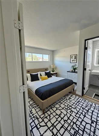 $2,000 | 11742 Jacaranda Avenue, Hesperia, CA 92345