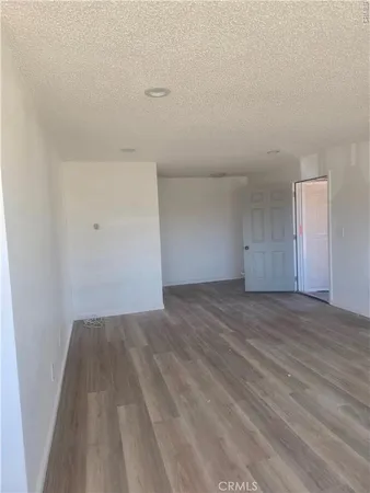 $2,000 | 11742 Jacaranda Avenue, Hesperia, CA 92345