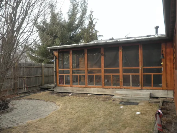$235,000 | 105 East Oakwood Drive, Byron, IL 61010