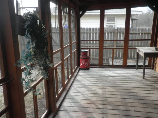 $235,000 | 105 East Oakwood Drive, Byron, IL 61010