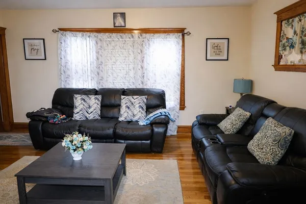$1,079,999 | 73 Bonair Street, Somerville, MA 02145