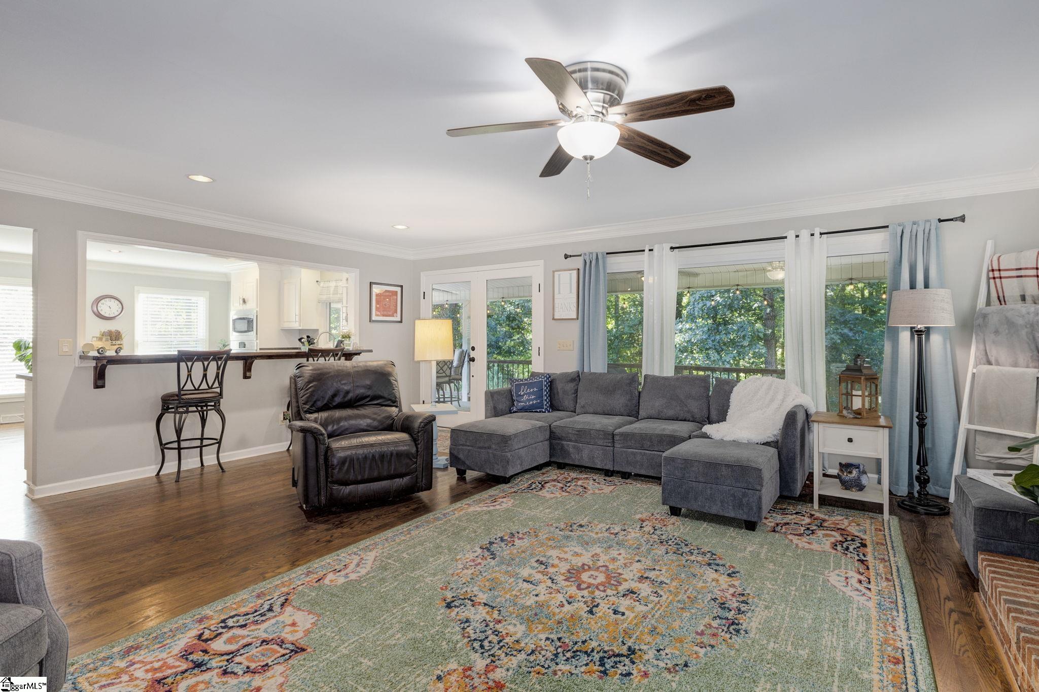102 Caedmon Court Greer, SC 29650 - Photo 8 of 36 Gallery Image 8