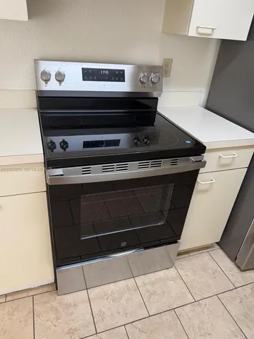 $1,400 | 2550 North Alafaya Trail, Unit 5204, Orlando, FL 32826