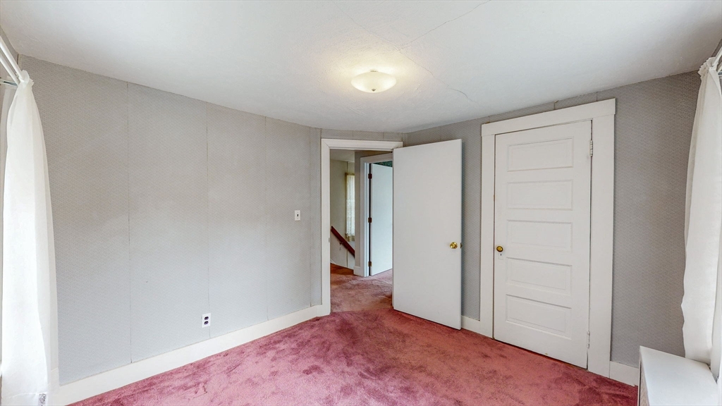 21 Grover Street Walpole, MA 02081 - Photo 7 of 15