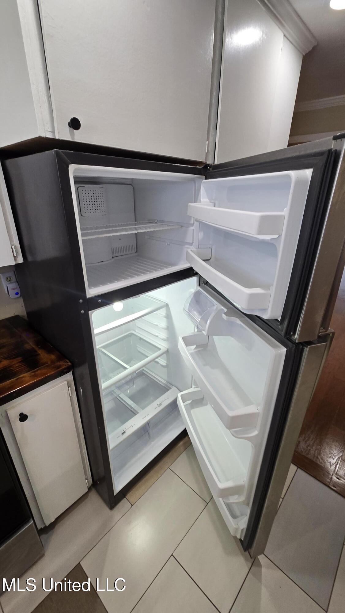 933 Glastonbury Circle, Unit A Ridgeland, MS 39157 - Photo 19 of 62 20250811_153813