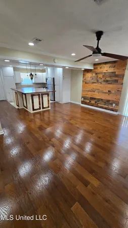 $1,900 | 933 Glastonbury Circle, Unit A, Ridgeland, MS 39157