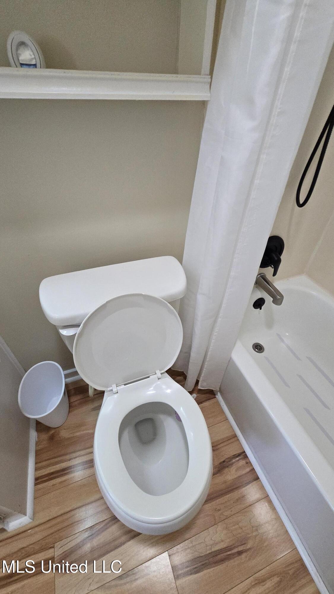 933 Glastonbury Circle, Unit A Ridgeland, MS 39157 - Photo 51 of 62 20250811_154131