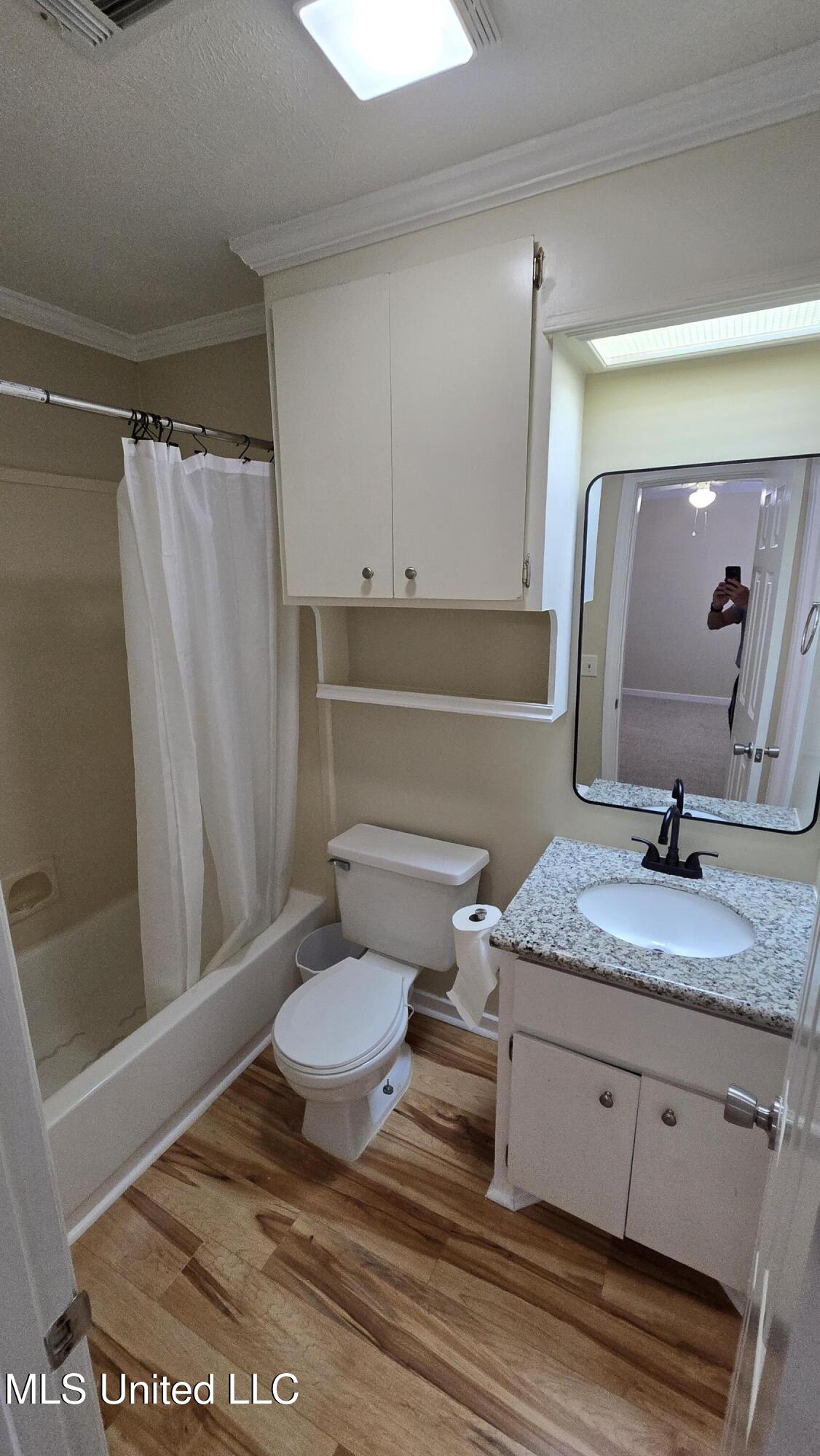 933 Glastonbury Circle, Unit A Ridgeland, MS 39157 - Photo 58 of 62 20250811_154211