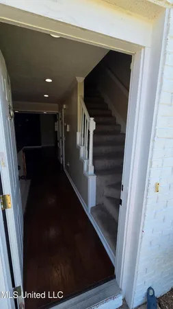 $1,900 | 933 Glastonbury Circle, Unit A, Ridgeland, MS 39157