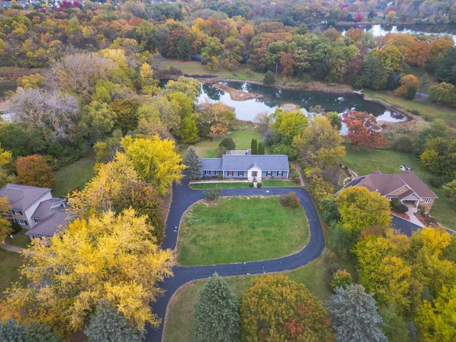 $499,000 | 36W340 Huntley Road, Dundee, IL 60110