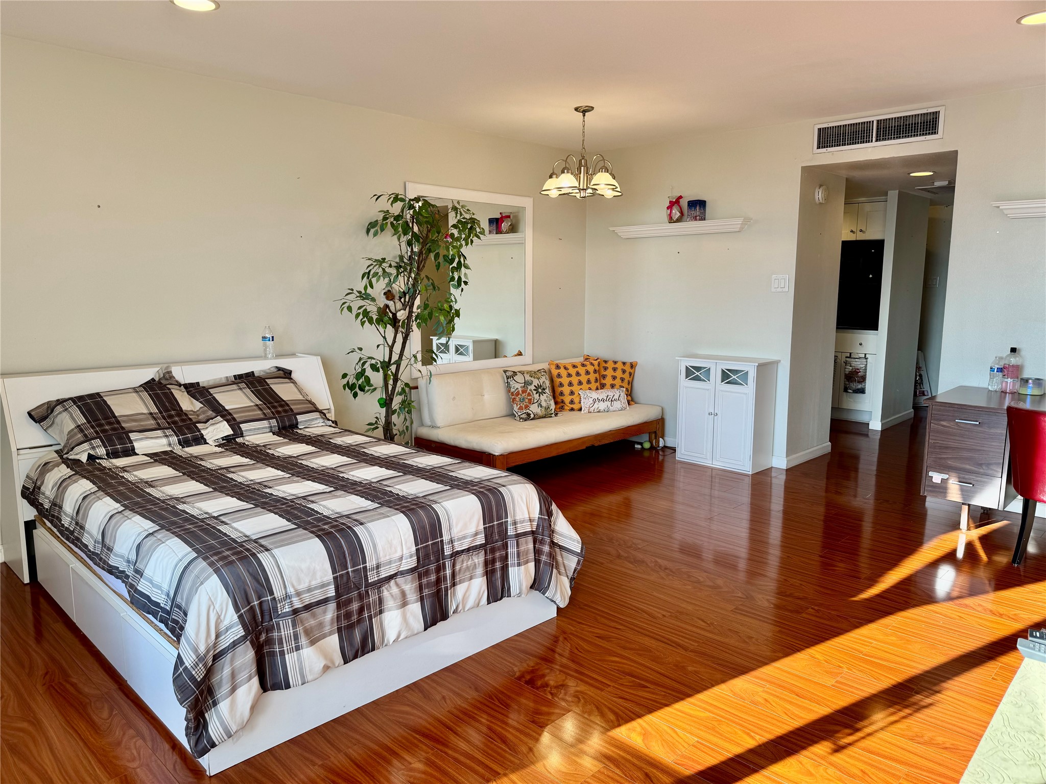 2016 Main Street, Unit 2510 Houston, TX 77002 - Photo 2 of 23