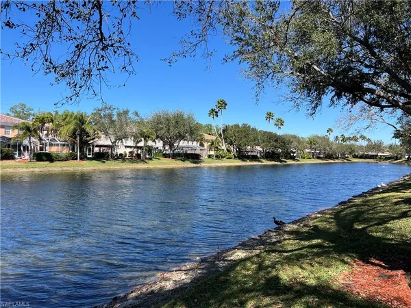 $2,800 | 5365 Cove Circle, Unit 125, Naples, FL 34119