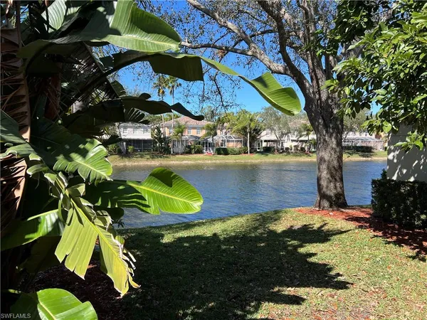 $2,800 | 5365 Cove Circle, Unit 125, Naples, FL 34119