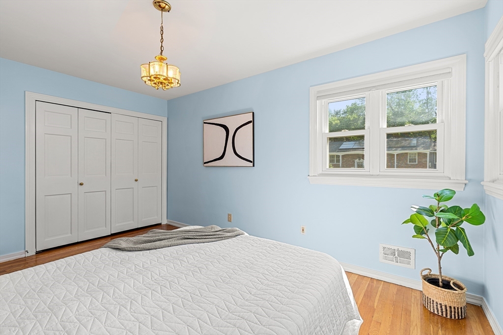 173 Florence Road Lowell, MA 01851 - Photo 32 of 42