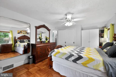 $340,000 | 506 West South Avenue, Glenolden, PA 19036