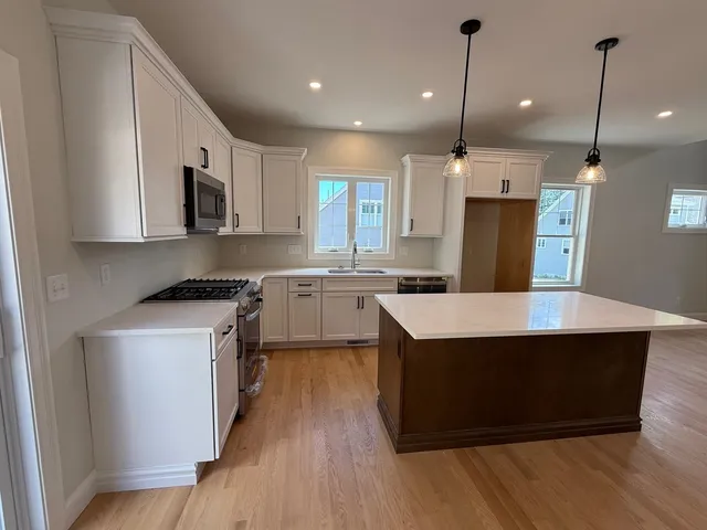 $829,900 | 1 Kinsman Lane, Windham, NH 03087