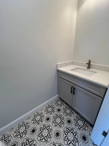 $829,900 | 1 Kinsman Lane, Windham, NH 03087