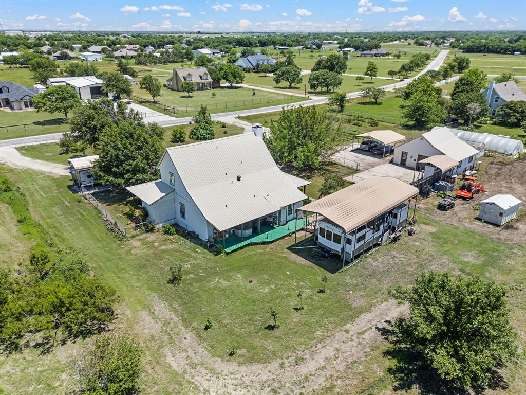 266 Old Chisholm Trail Rhome, TX 76078 - Photo 27 of 39