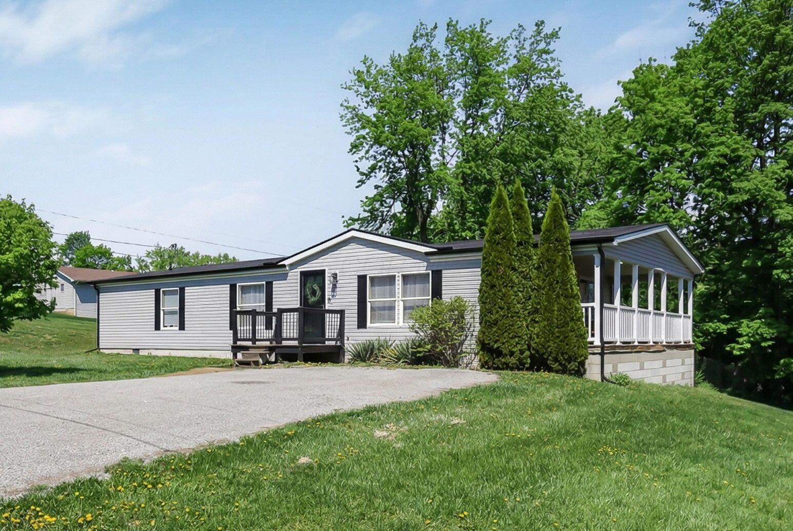 180 Rusty Rifle Road Zanesville, OH 43701 - Photo 1 of 40 1-web-or-mls-1775748996433 - Copy