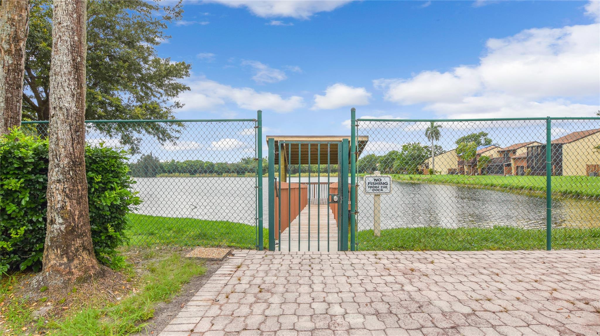 4285 South Pine Island Road, Unit 4285 Davie, FL 33328 - Photo 33 of 35 a park view with a lake view
