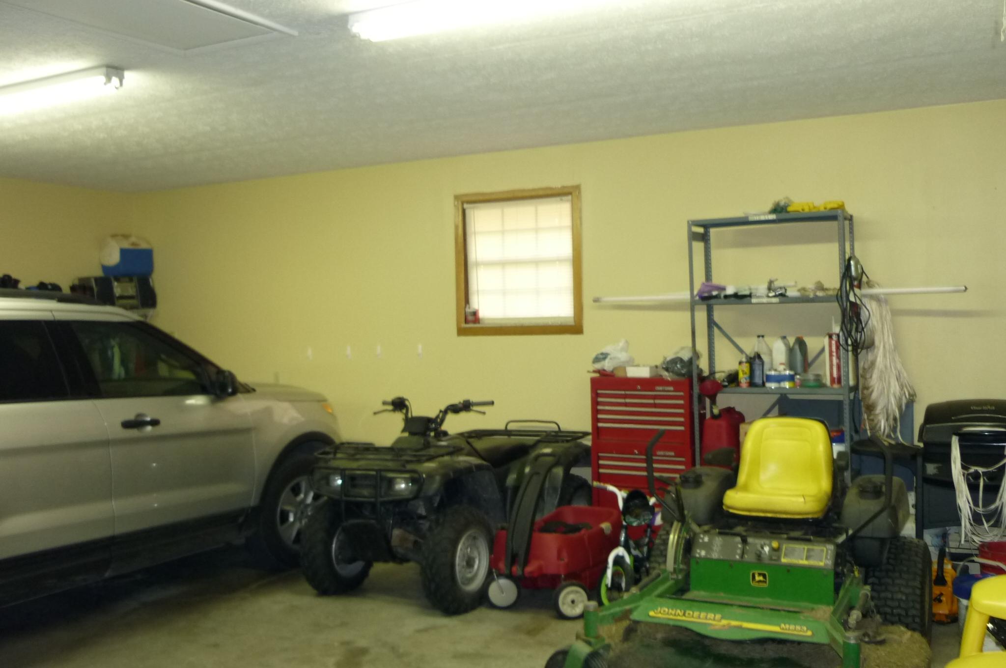 1208 Tater Valley Road Washburn, TN 37888 - Photo 20 of 20 Two car attached garage