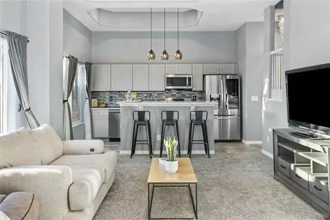 $1,075,000 | 1721 Peninsula Circle, Castle Rock, CO 80104