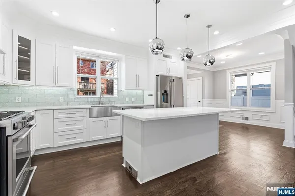 $8,750 | 54 Lawton Avenue, Cliffside Park, NJ 07010