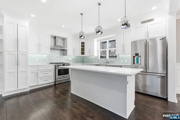 $8,750 | 54 Lawton Avenue, Cliffside Park, NJ 07010