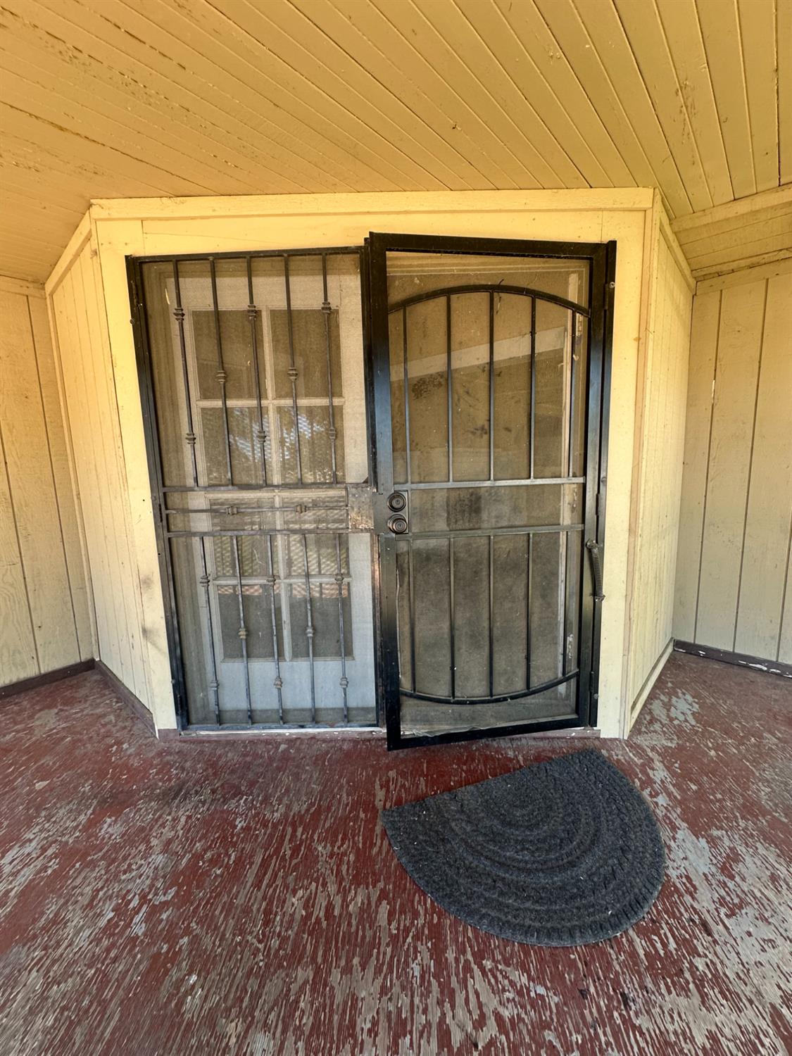 230 North 3rd Street Patterson, CA 95363 - Photo 6 of 70