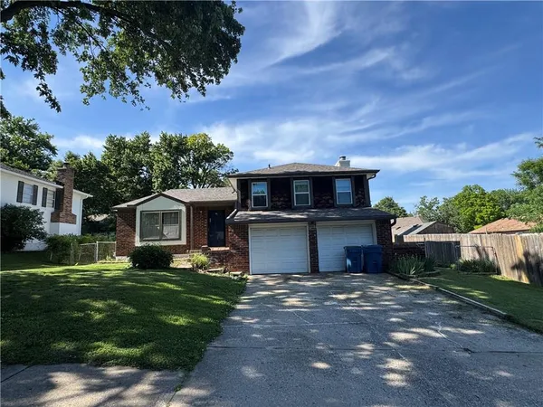 $230,000 | 19808 East 17th St Court North, Independence, MO 64056