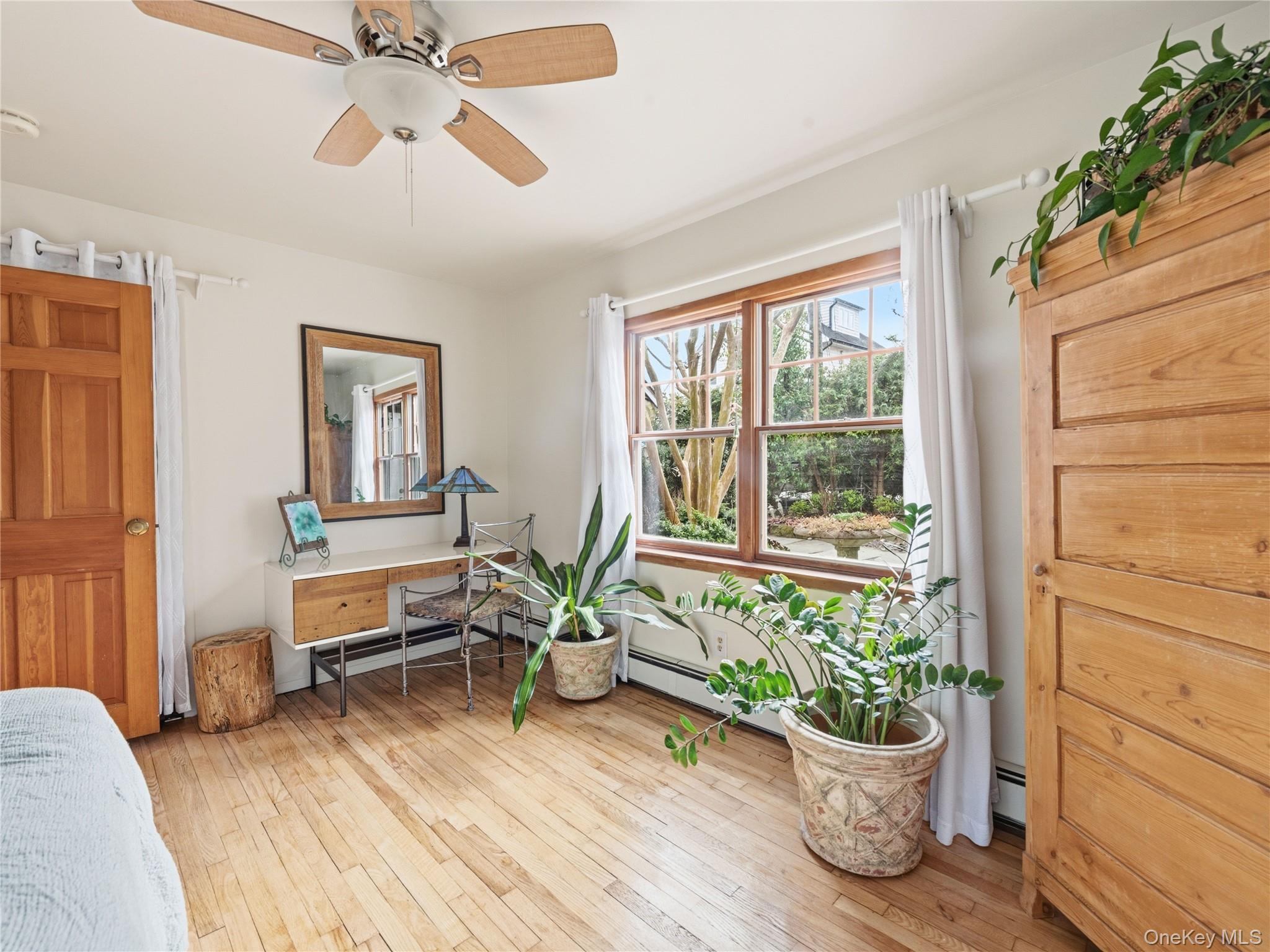 175 Taft Crescent Centerport, NY 11721 - Photo 18 of 37 2nd Bedroom of 1st floor