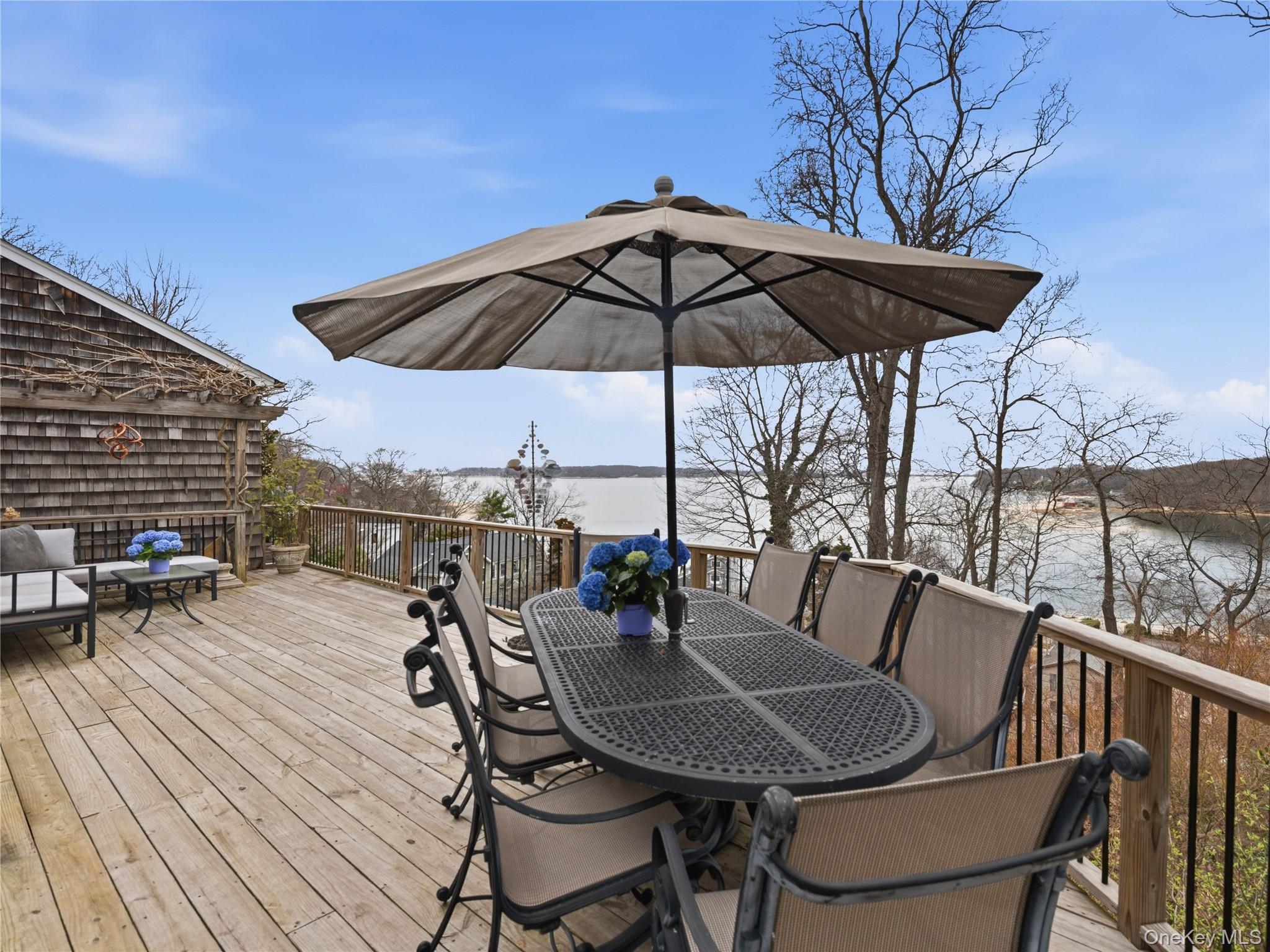 175 Taft Crescent Centerport, NY 11721 - Photo 30 of 37 1st floor expansive deck
