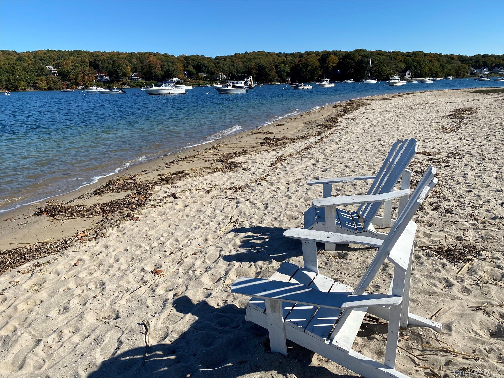 175 Taft Crescent Centerport, NY 11721 - Photo 37 of 37 Minutes to the beach