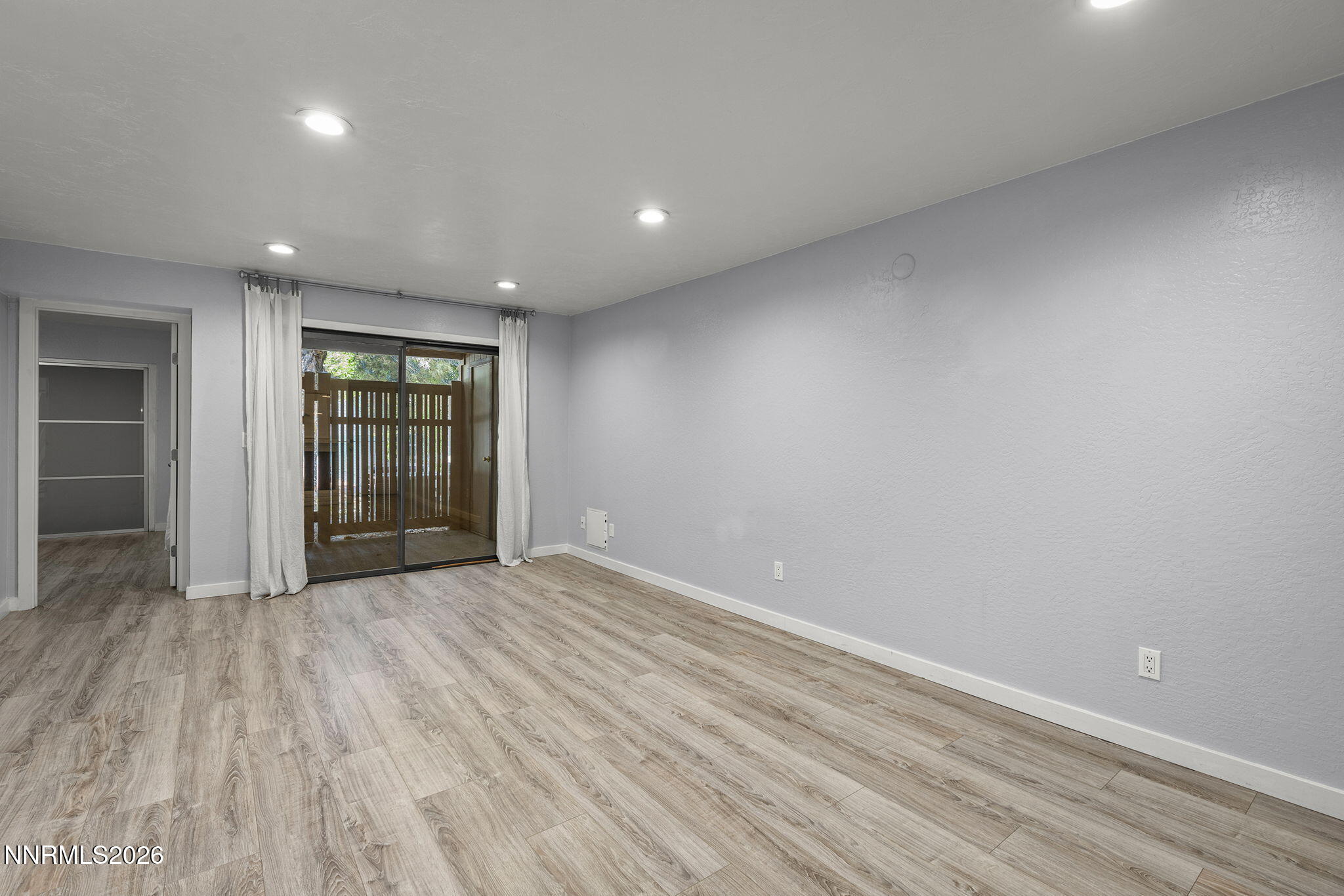 5017 Reggie Road Reno, NV 89502 - Photo 8 of 34 8-web-or-mls-_DSC4755