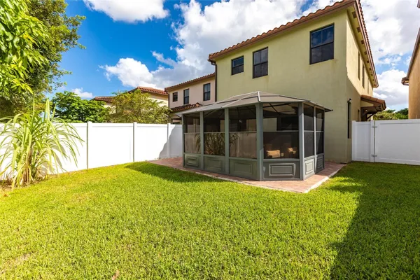 $4,300 | 4851 Northwest 57th Court, Tamarac, FL 33319