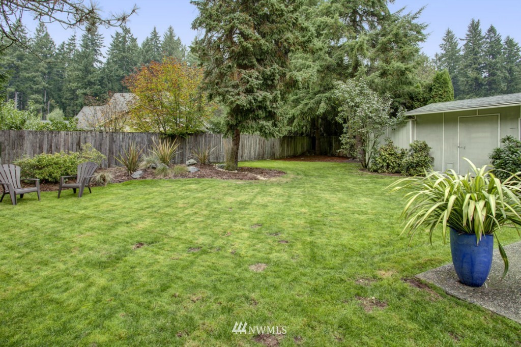 19232 Northeast Redmond Road Redmond, WA 98053 - Photo 16 of 23