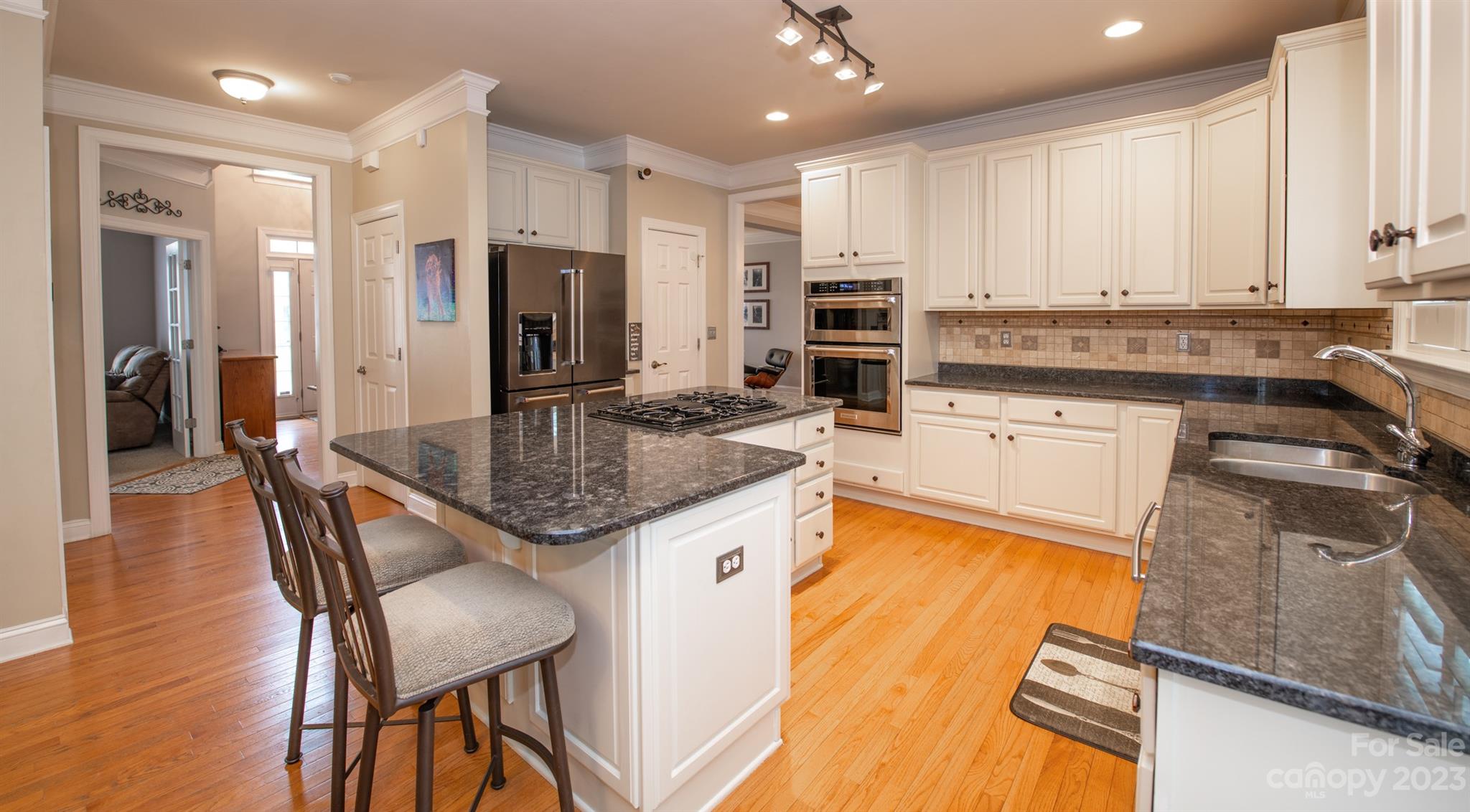 11904 Farnborough Road Huntersville, NC 28078 - Photo 8 of 39 Gallery Image 8
