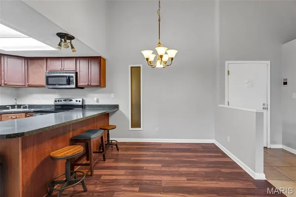 $140,000 | 1465 Heritage Landing, Unit 403, St. Charles, MO 63303