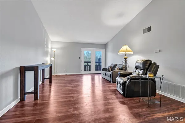 $140,000 | 1465 Heritage Landing, Unit 403, St. Charles, MO 63303