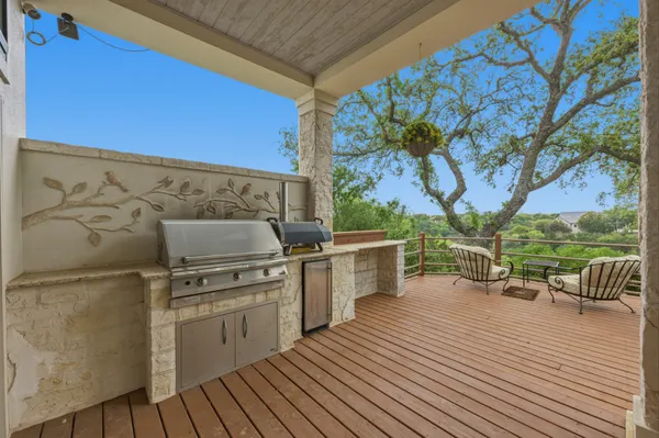 $1,500,000 | 2701 Sailboat Pass, Spicewood, TX 78669